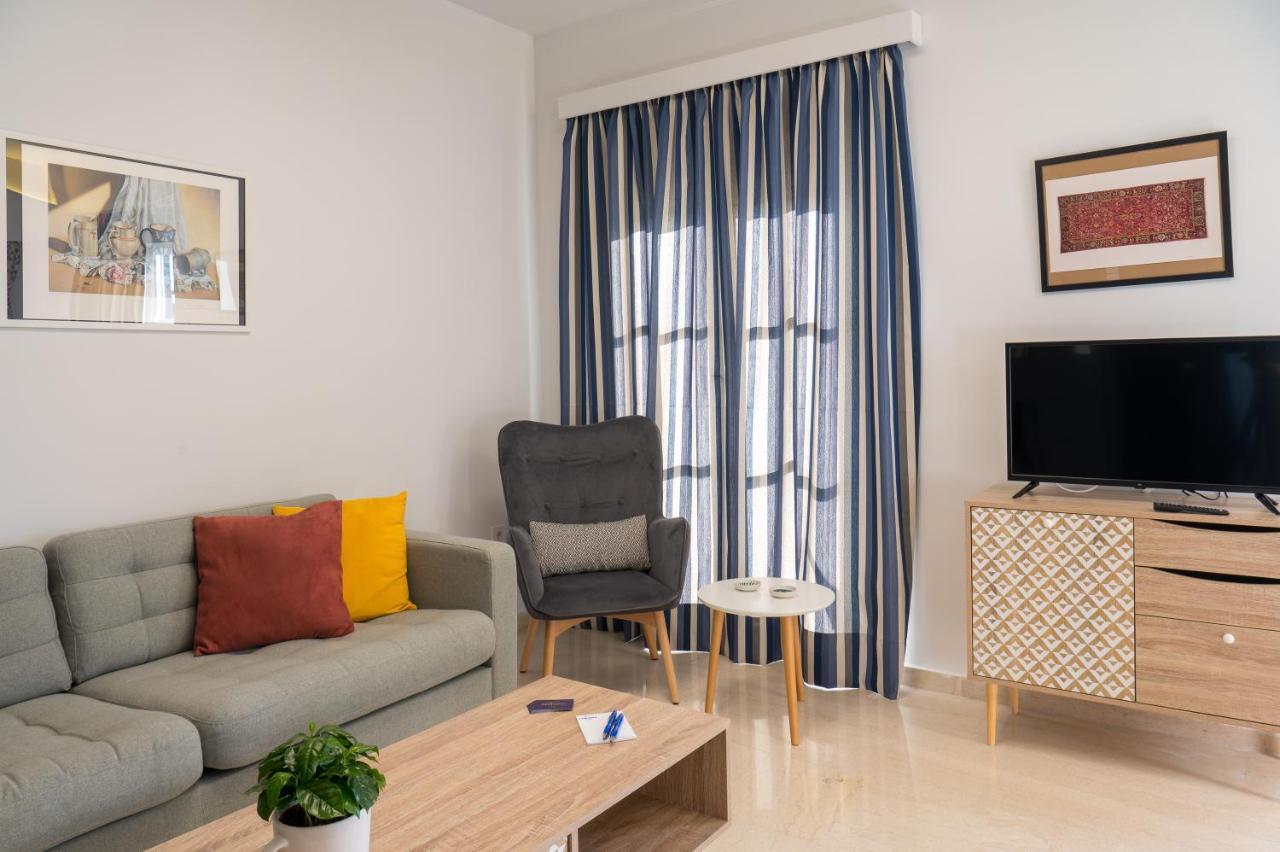 Chroma Lodge Rafina Dış mekan fotoğraf