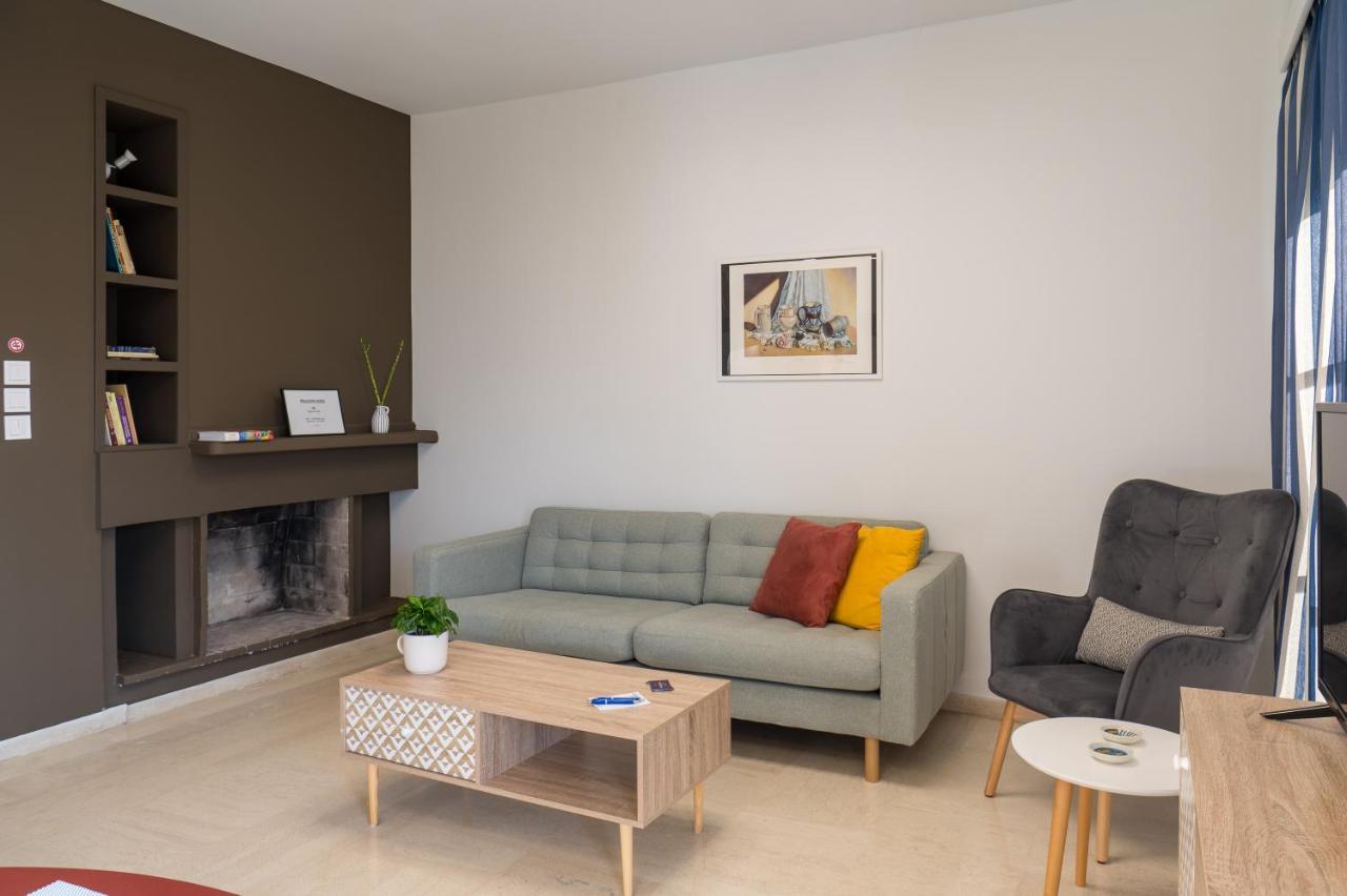 Chroma Lodge Rafina Dış mekan fotoğraf