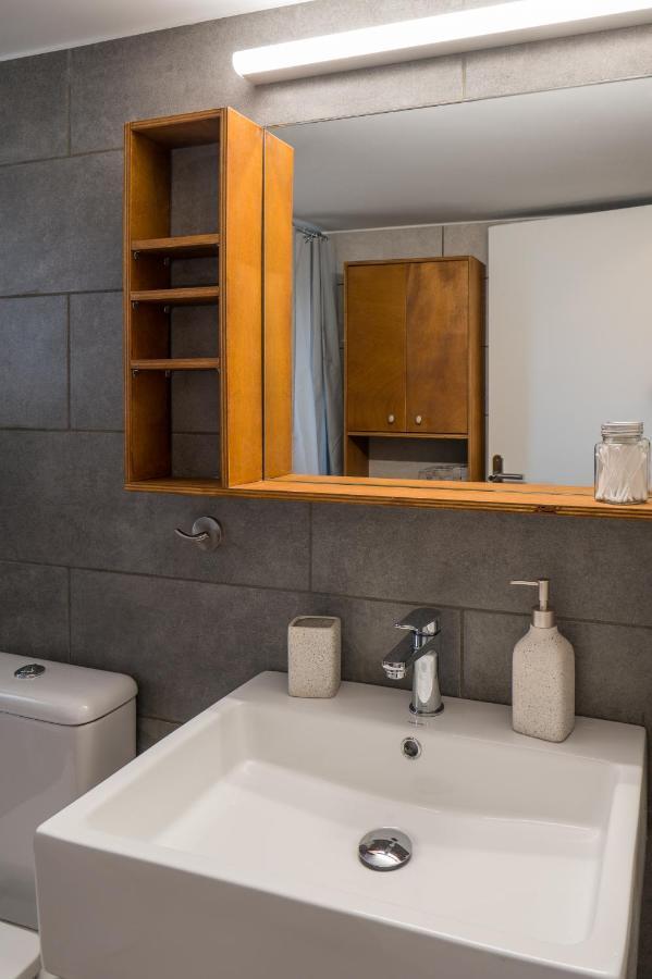 Chroma Lodge Rafina Dış mekan fotoğraf