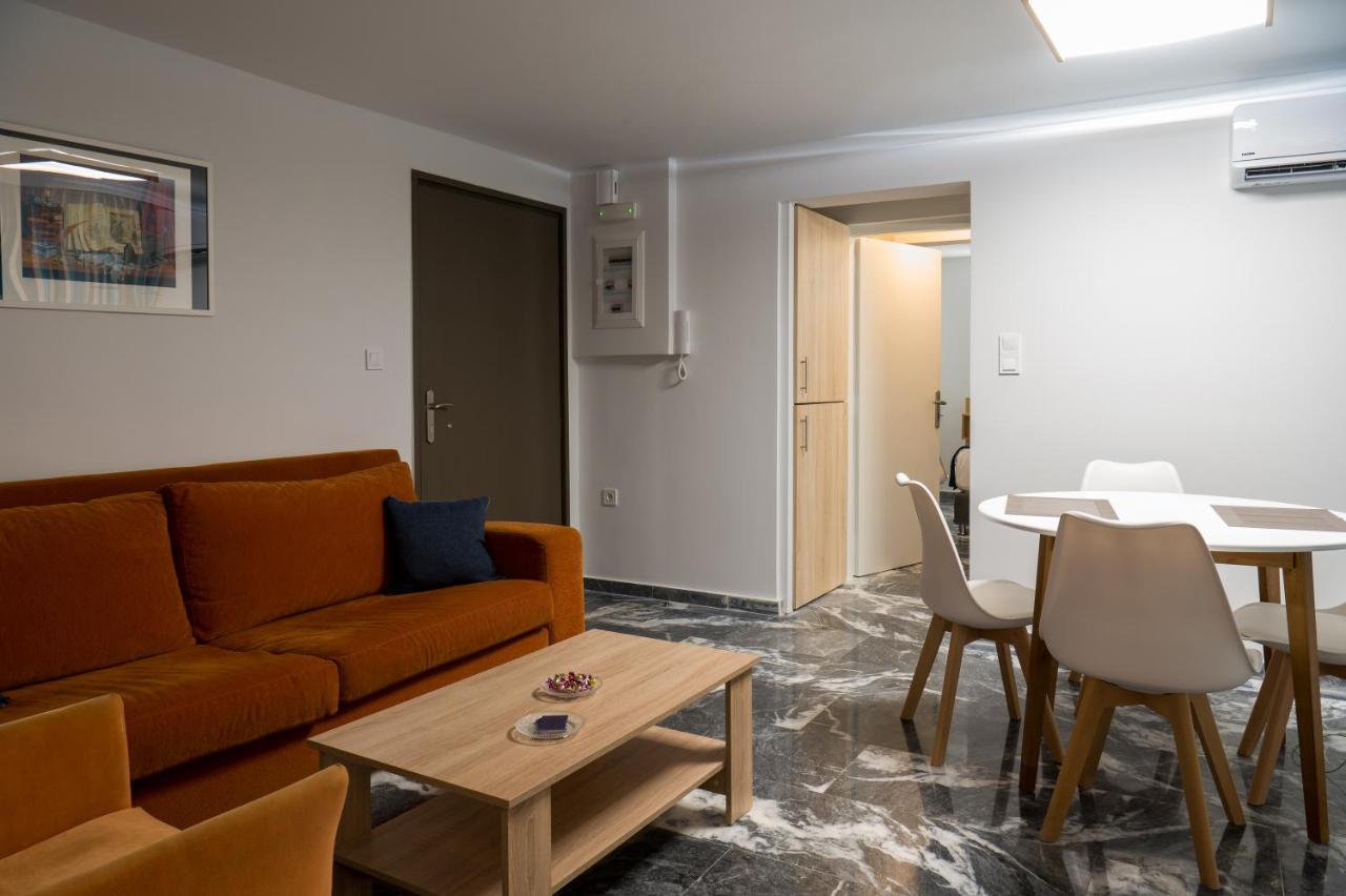 Chroma Lodge Rafina Dış mekan fotoğraf