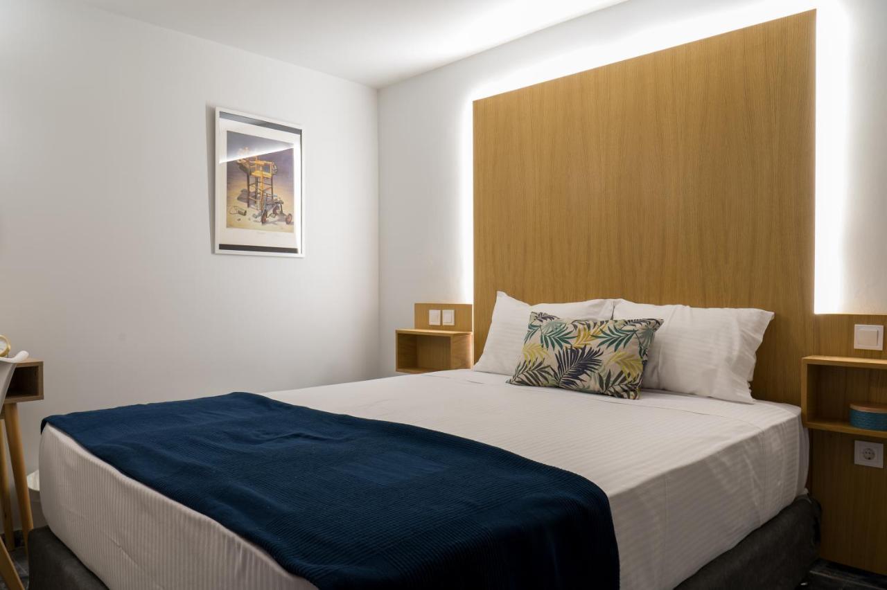 Chroma Lodge Rafina Dış mekan fotoğraf