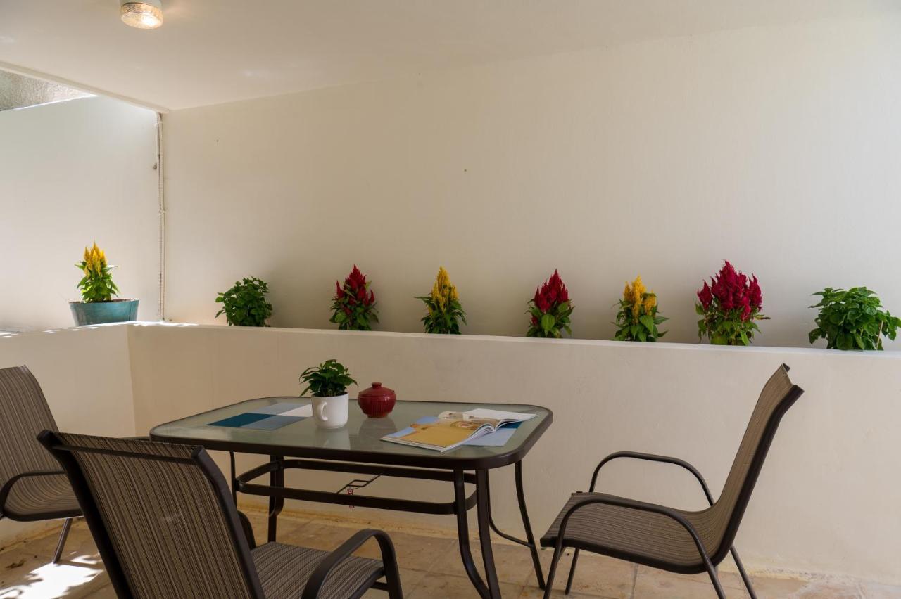 Chroma Lodge Rafina Dış mekan fotoğraf