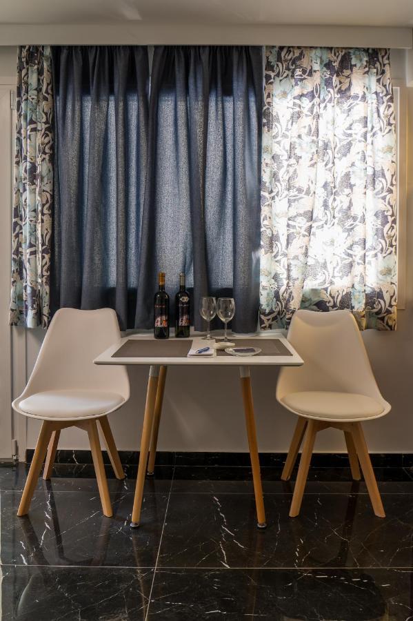 Chroma Lodge Rafina Dış mekan fotoğraf