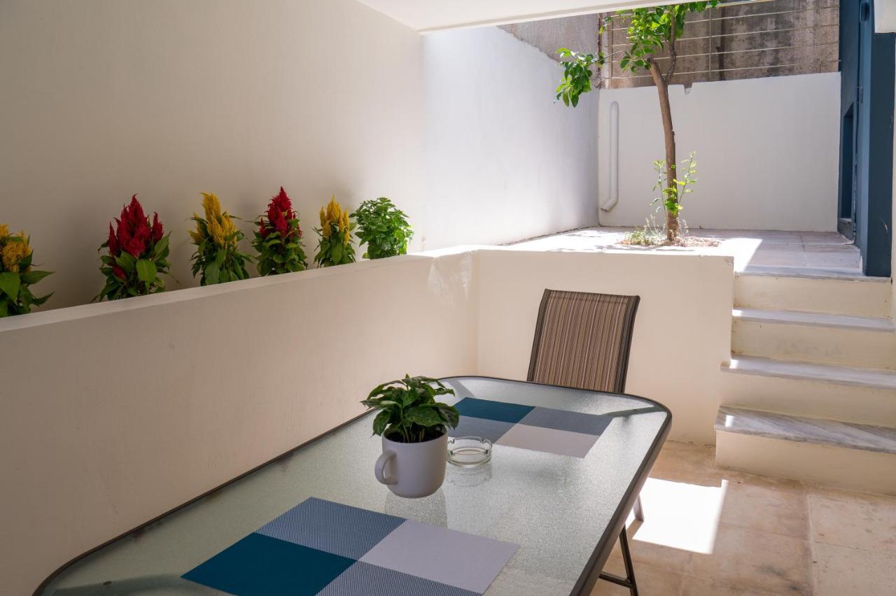 Chroma Lodge Rafina Dış mekan fotoğraf